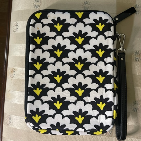 Vera Bradley Padded Small Tablet Holder Etc NWOT - Picture 3 of 6